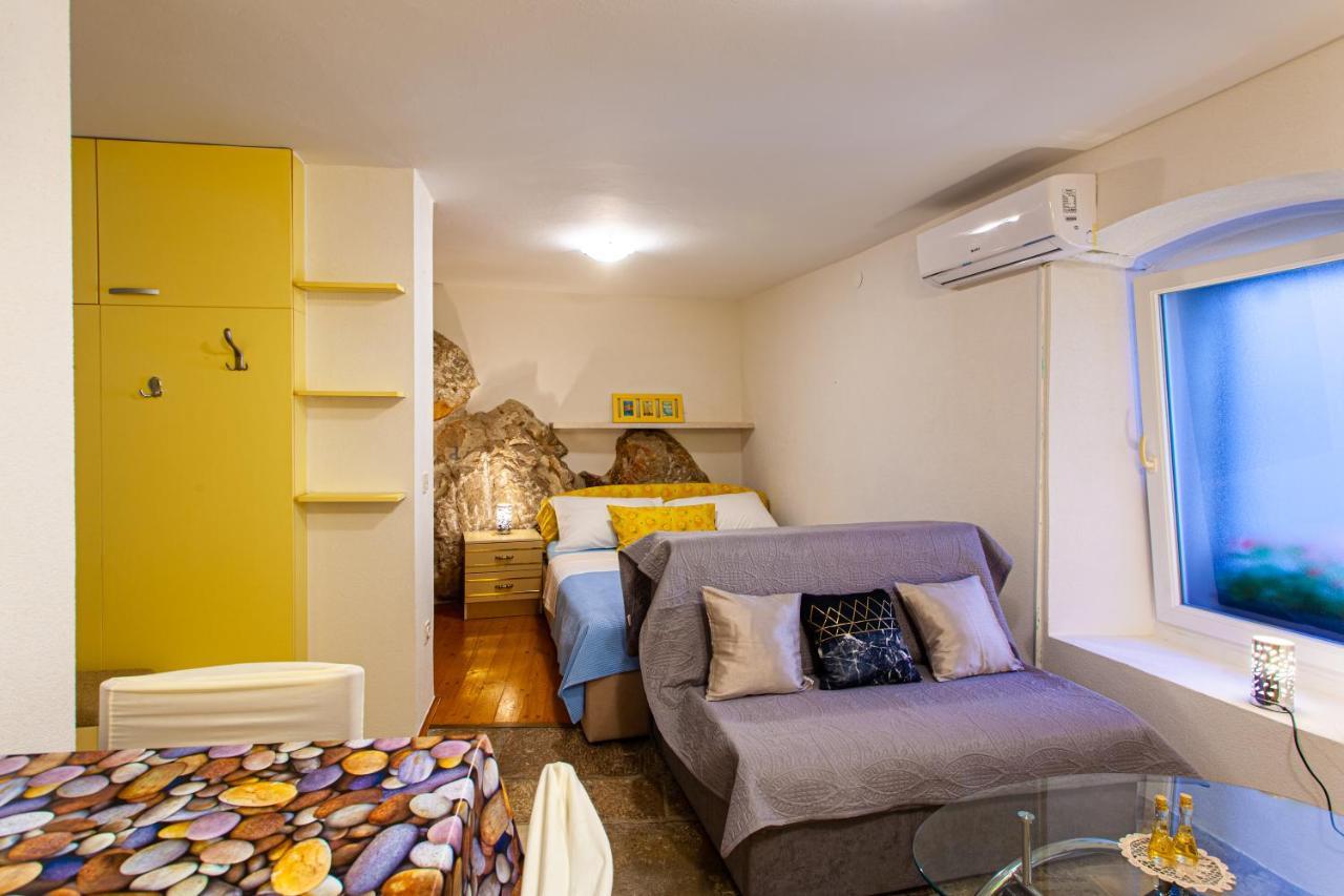 Room M Cres Exterior photo